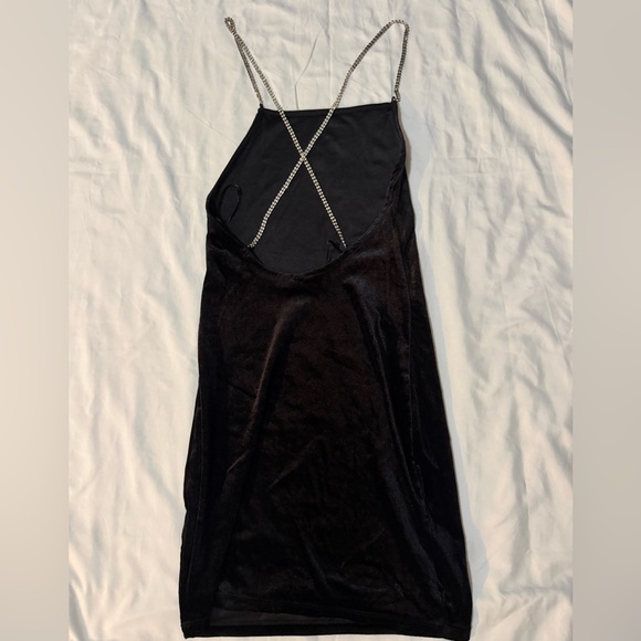 H&M Black Velvet Mini Dress - Picture 4 of 6